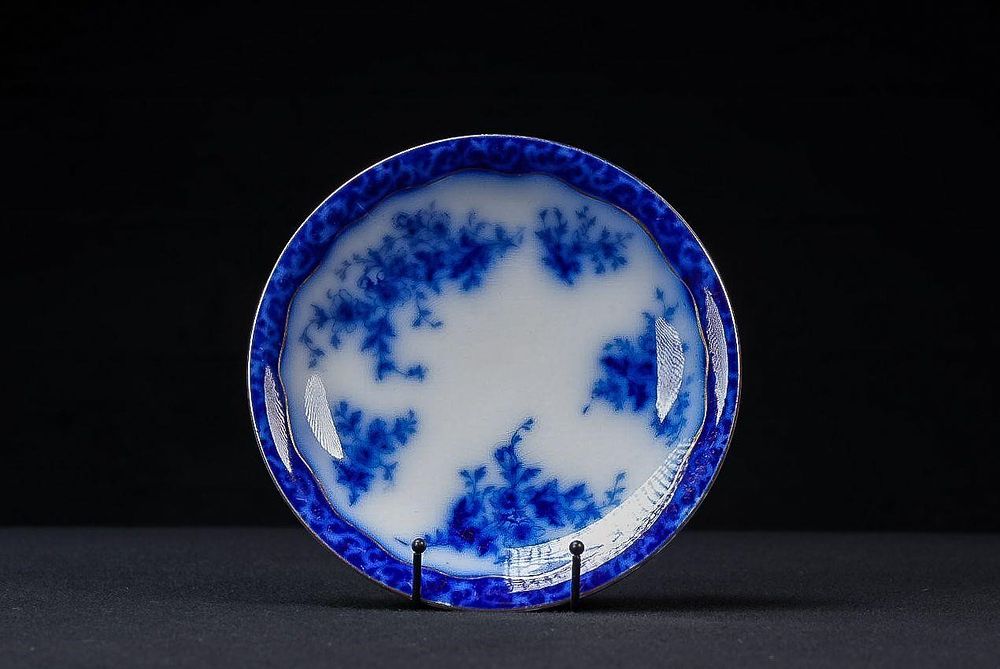 Lot 398: Alcock Flow Blue "Touraine" Chop Plate