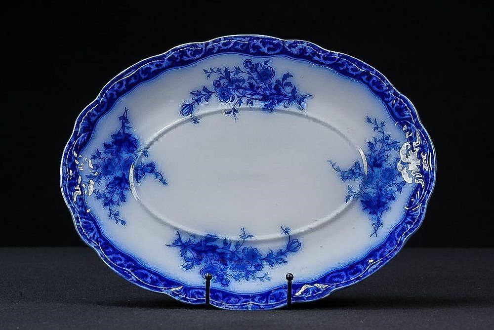 Lot 403: Stanley Flow Blue Oval Under Tray