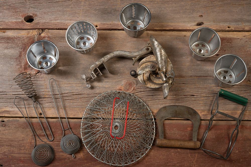 Lot 160: Vintage Kitchen Tool Assortment Lot