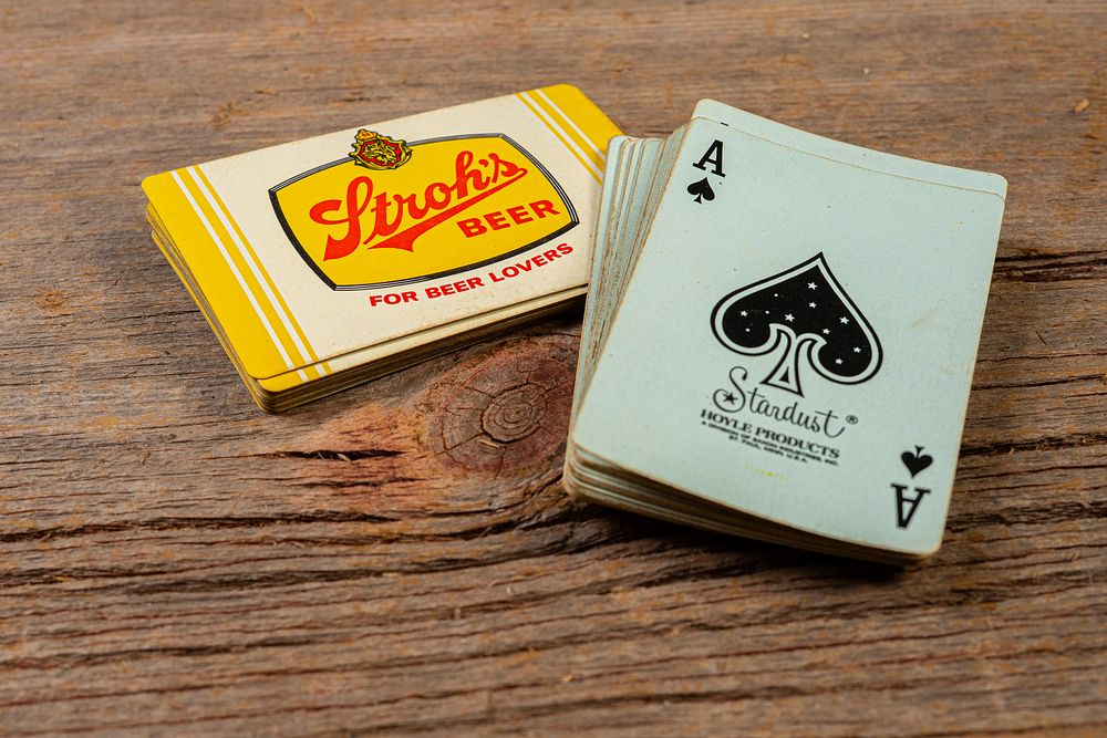 Lot 183: Stroh’s Beer Advertising Card Deck
