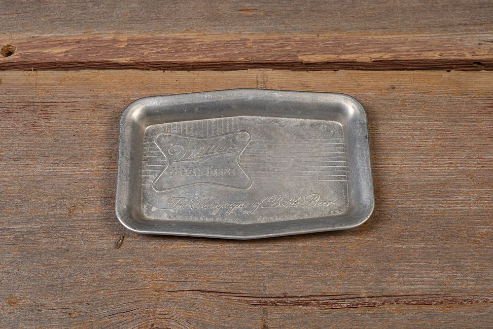Lot 198: Miller High Life Advertising Change Tray