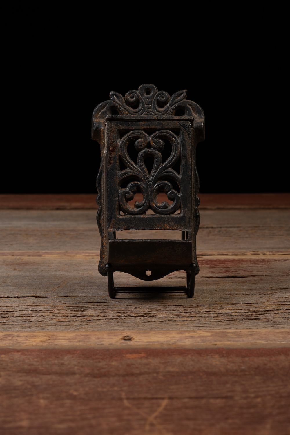 Lot 205: Cast Iron Wall Mount Match Safe