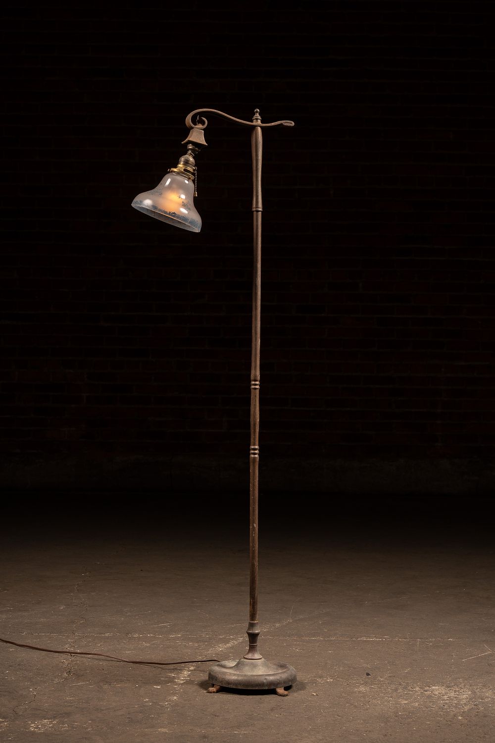 Lot 231: Ball Joint Bridge Arm Lamp w. Blue Floral Lamp