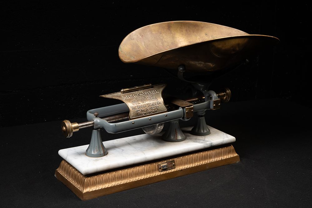 Lot 305: The “Micrometer” Patent Counter Scale