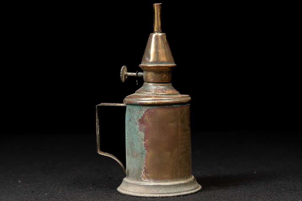 Lot 345: Antique “Pigeon” Brass Carbide Bicycle Lamp