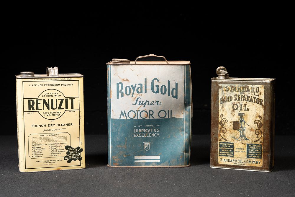 Lot 352: Lot of 3 Vintage Motor Oil Tins