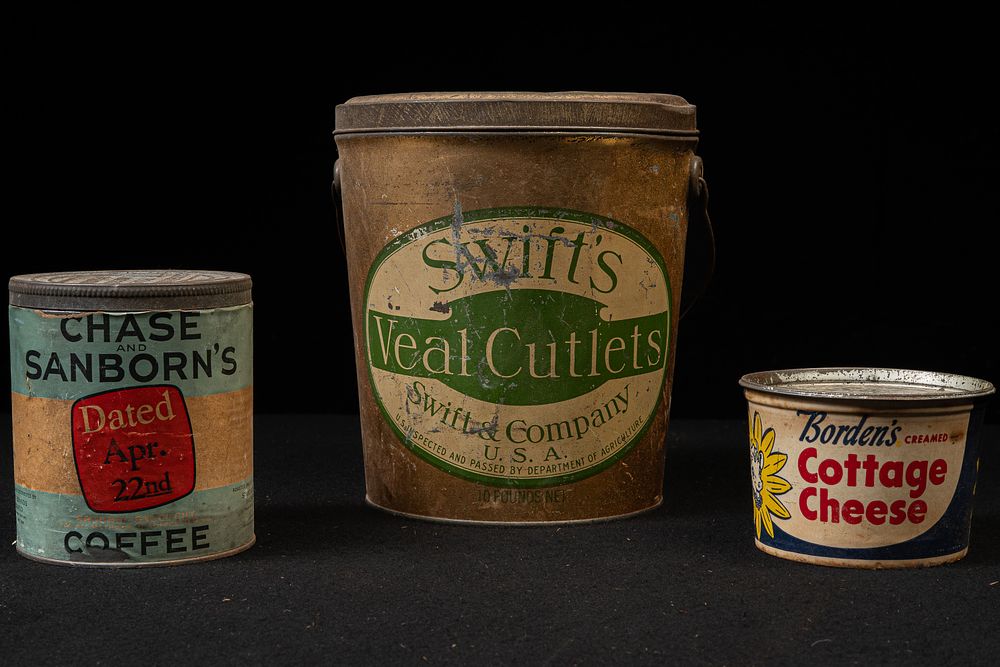 Lot 358: Trio of Vintage Kitchen Tins and Cans