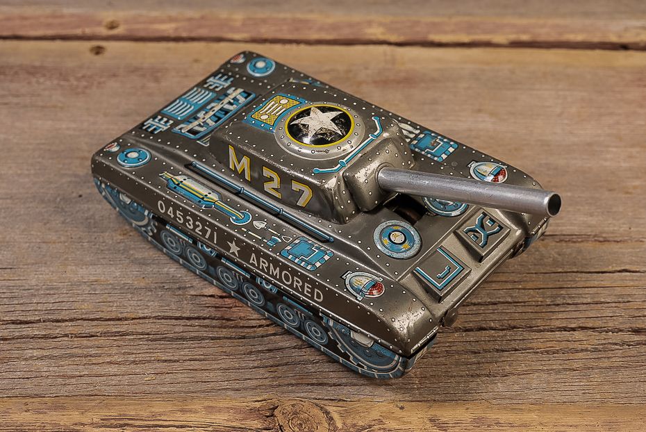 Lot 386: Tin Litho M27 Armored Tank Toy