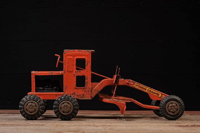 Lot 390: Power Grader Pressed Steel Toy