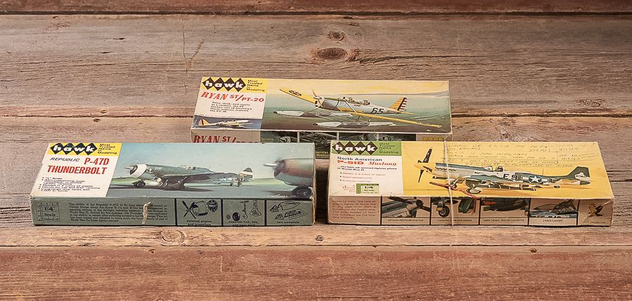 Lot 393: Lot of 3 Hawk .25 Scaled Aircraft Model Kits