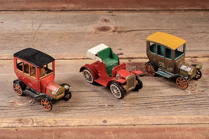 Lot 403: Lot of 3 Tin Litho Antique Toy Automobiles