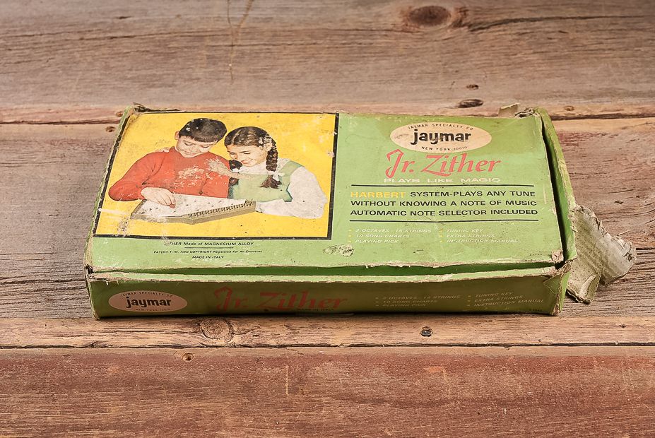 Lot 410: Child's Jaymar Jr. Zither String Instrument Boxed