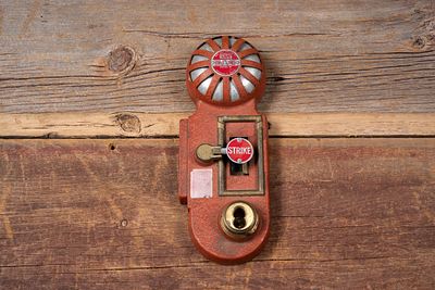 Best Exit Lock Model B Fire Alarm. C-20739 Cast metal wall-mounted fire alarm or emergency exit 