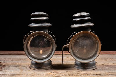 Dietz Vesta Railroad Night Drivers Friend Lanterns. C-20790 Pair of black metal railroad 