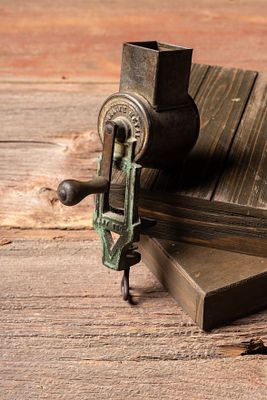 Early 20th C Table-Mounted Grinder- Lorraine Metal. C-18784 Cast iron, hand-crank food grinder 
