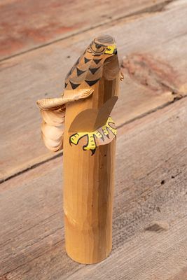 Japanese Folk Art Sasanō Ittōbori Hawk Carving. C-18774 Hand-carved wooden hawk sculpture 
