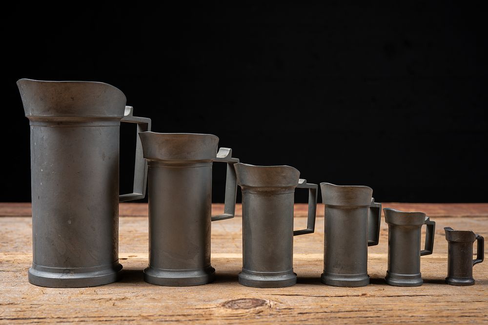 Lot 15: Graduated Pewter Metric Measuring Jug Set