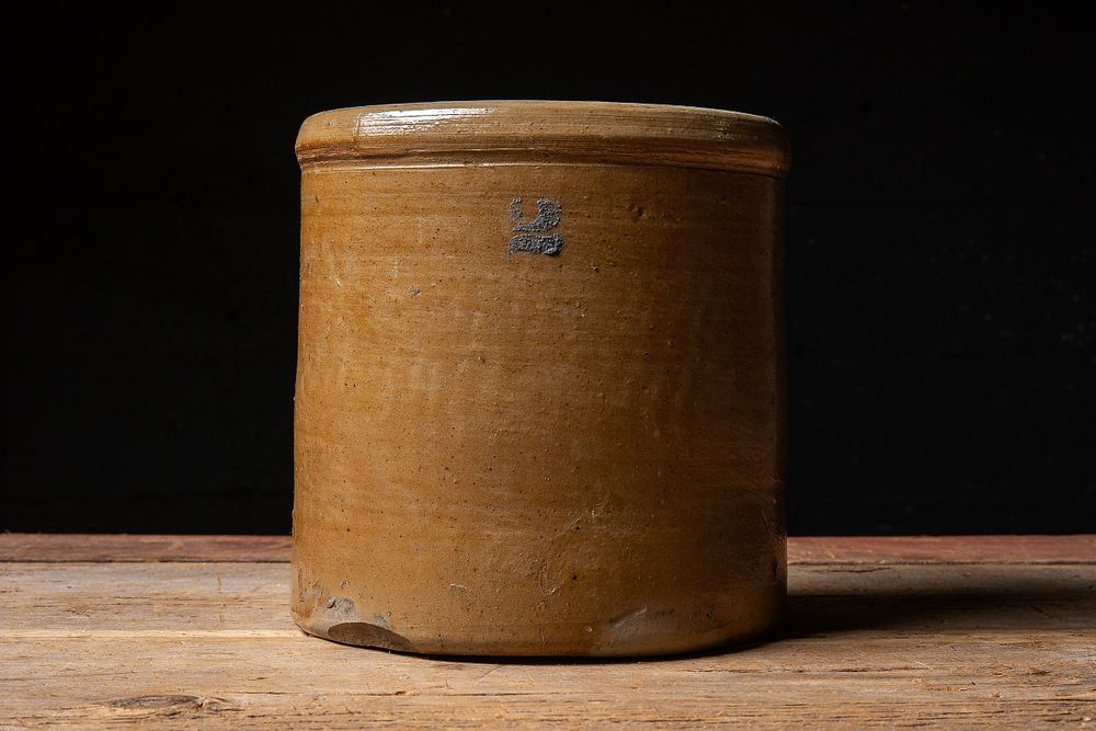Lot 26: 2 Gallon Salt Glazed Stoneware Crock, c. 1880