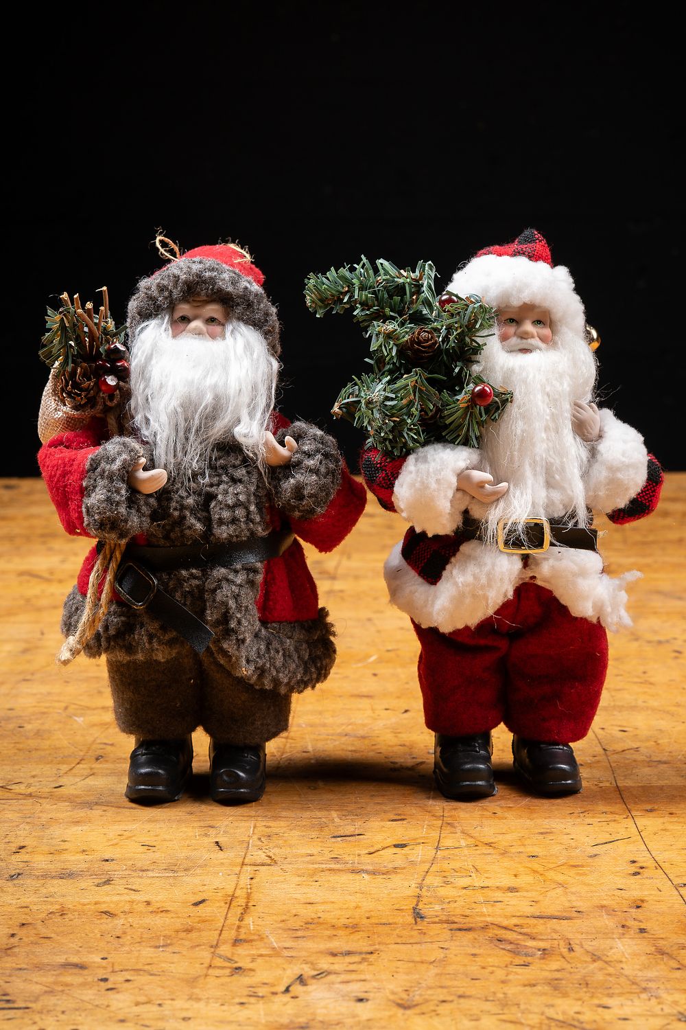 Lot 86: Pair of Rustic Santa Claus Figurines