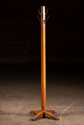 Arts and Crafts Wood Hall Tree. C-21787 Freestanding Arts and Crafts style wood hall tree with a 