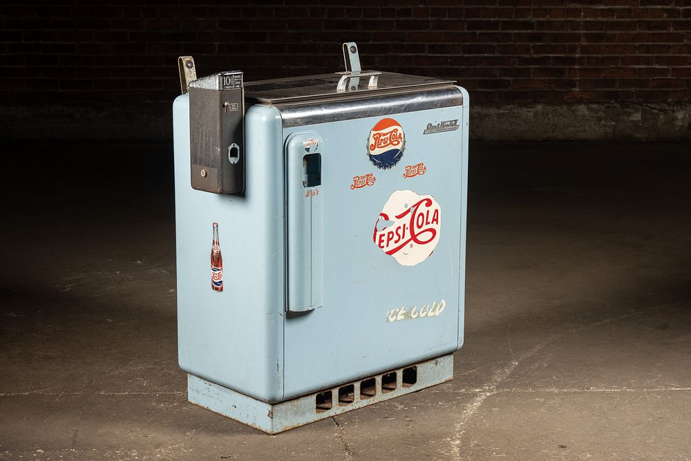 Lot 350: Ideal Model 55 Pepsi Cola Slider Vending Machine