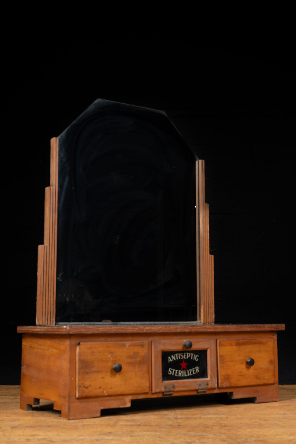 Lot 372: Art Deco Antiseptic Sterilizer Vanity Mirror