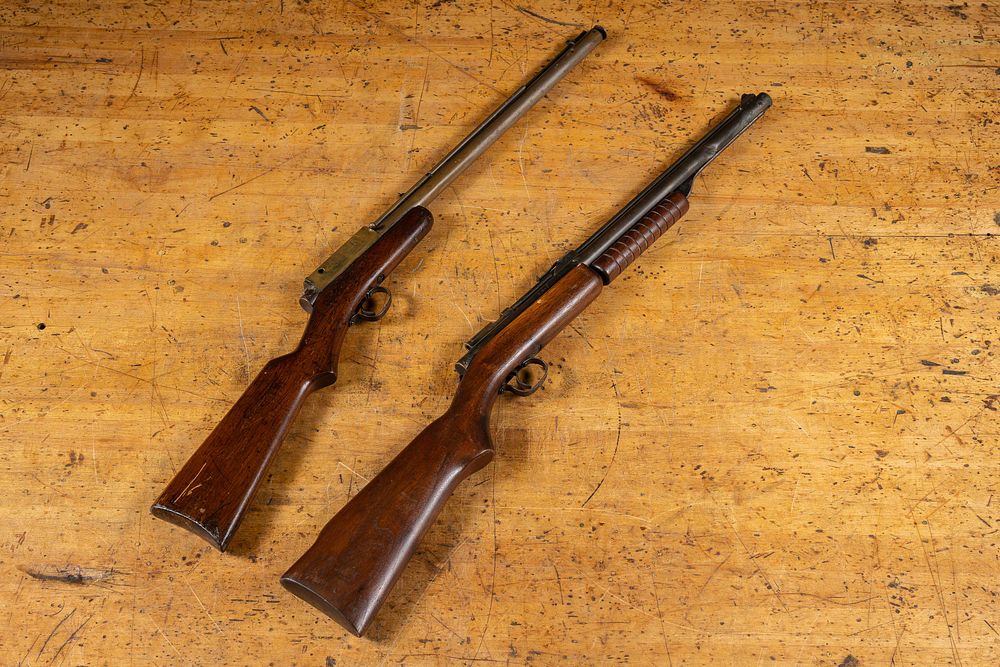 Lot 18: Two Benjamin Air Rifles No 700 and 340