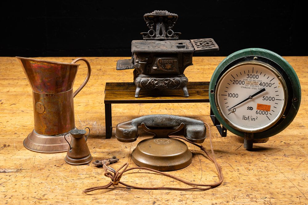 Lot 57: Crescent Miniature Stove w. Mixed Industrial Decor