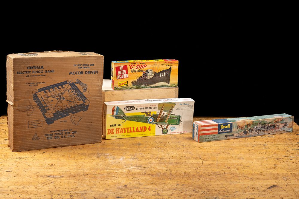 Lot 60: Gotham Electric Bingo and Mid-Century Model Kits