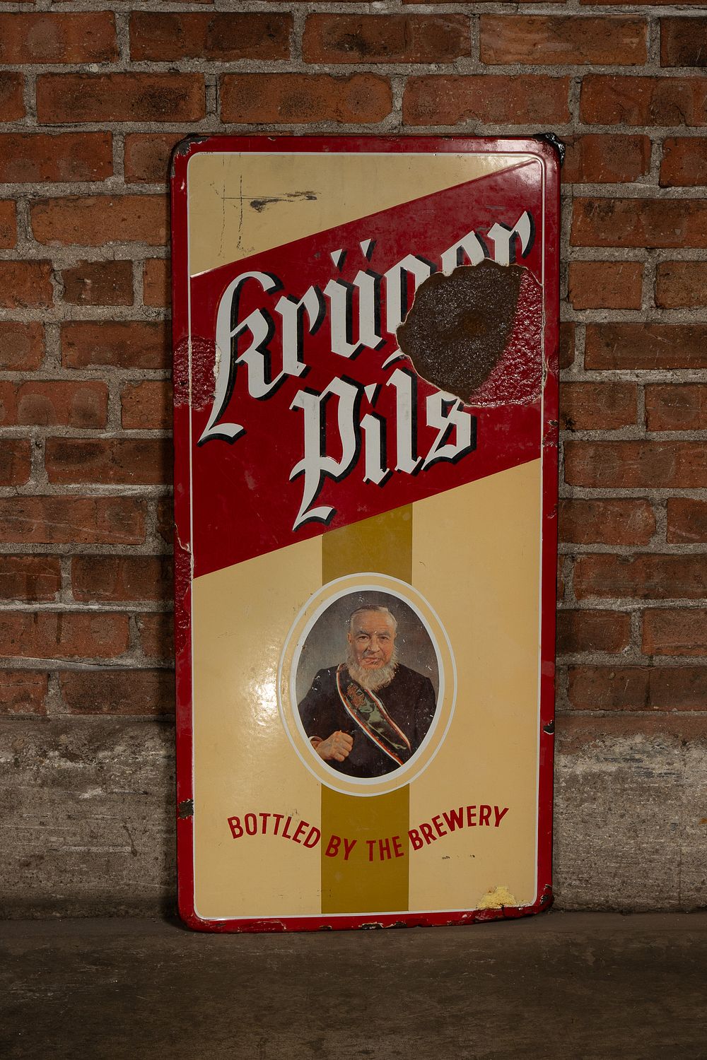 Lot 122: Krueger Pils Porcelain Beer Sign
