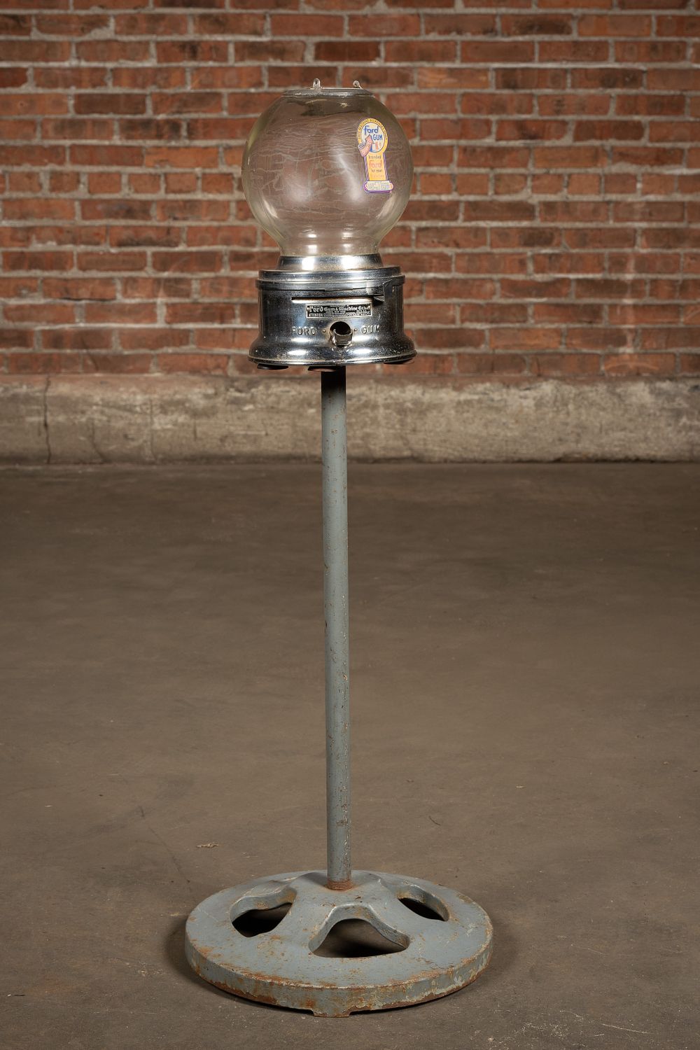 Lot 123: Ford Gum Machine on Cast Iron Stand