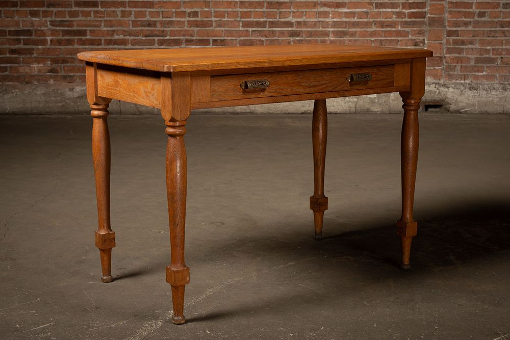 Lot 146: Oak Single Drawer Writing Table