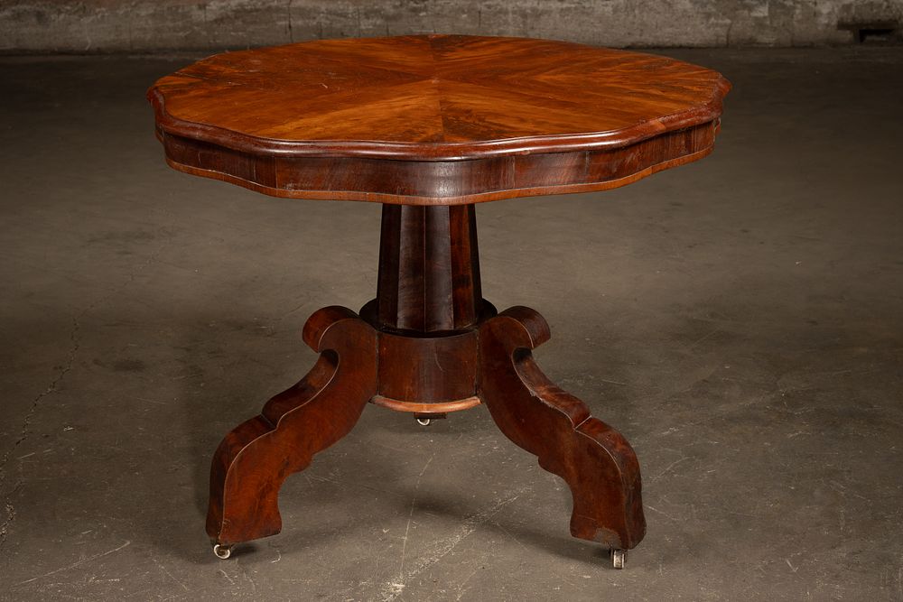 Lot 148: Scalloped Burl Wood Pedestal Side Table
