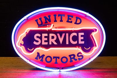 United Motors Service Neon Advertising Sign. C-22667 Oval United Motors Service advertising sign 