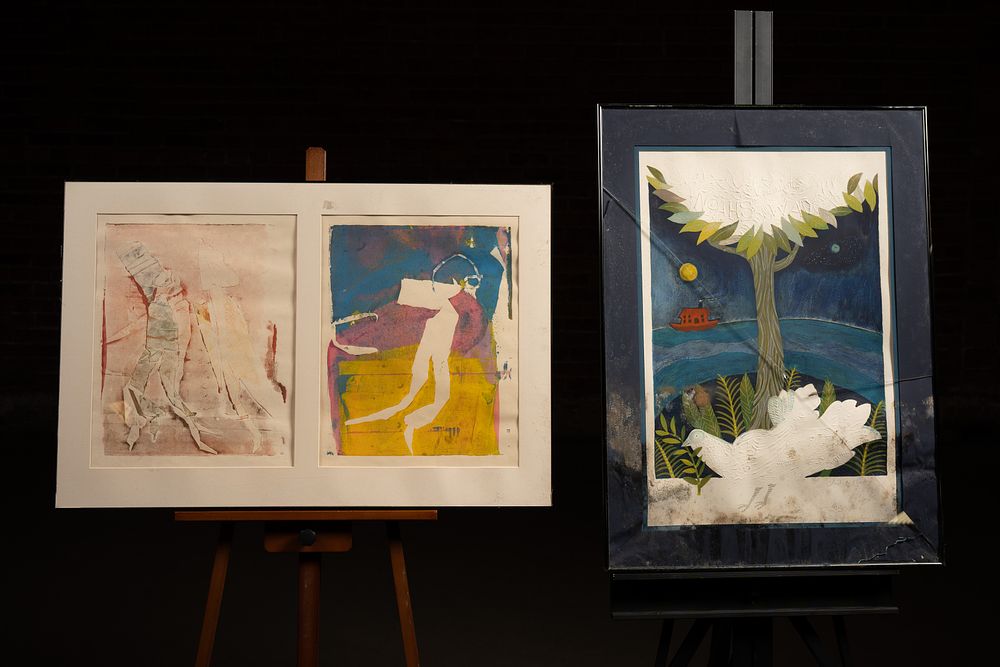 Lot 356: Framed Abstract Art and Peace Dove Print Lot
