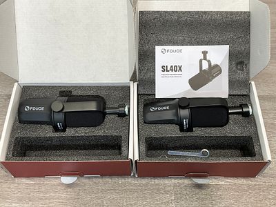 * A Pair of FDUCE SL40X Professional Dynamic Podcast Microphones. A pair of FDUCE SL40X dynamic 