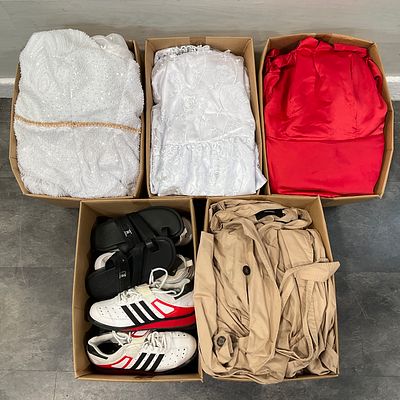 * 5 cartons containing assorted clothing and footwear. An assortment of women's apparel and 