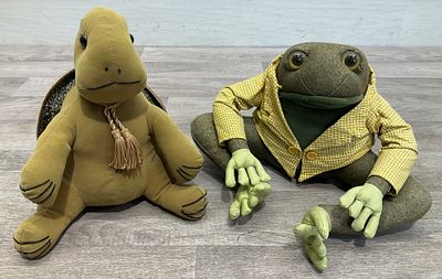 * A Pair of Dora Designs Weighted Animal Doorstops Comprising Lionel Armstrong Frog and a Tortoise. 