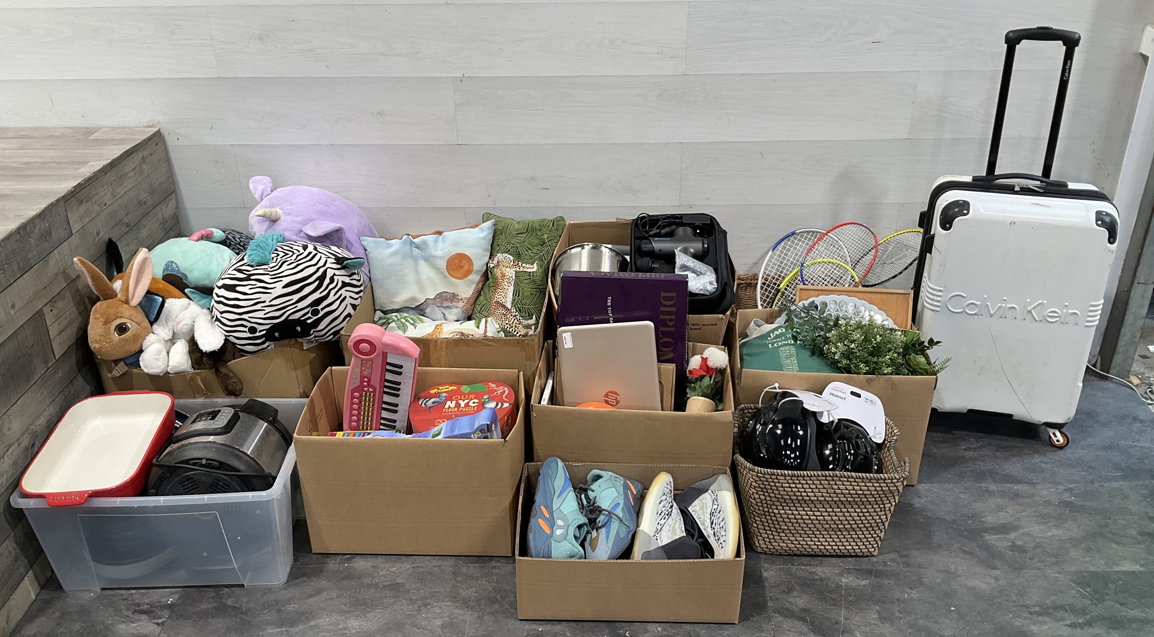 * 7 cartons, 2 baskets and a crate containing mixed household goods, electronics, sporting equipment, toys, and luggage