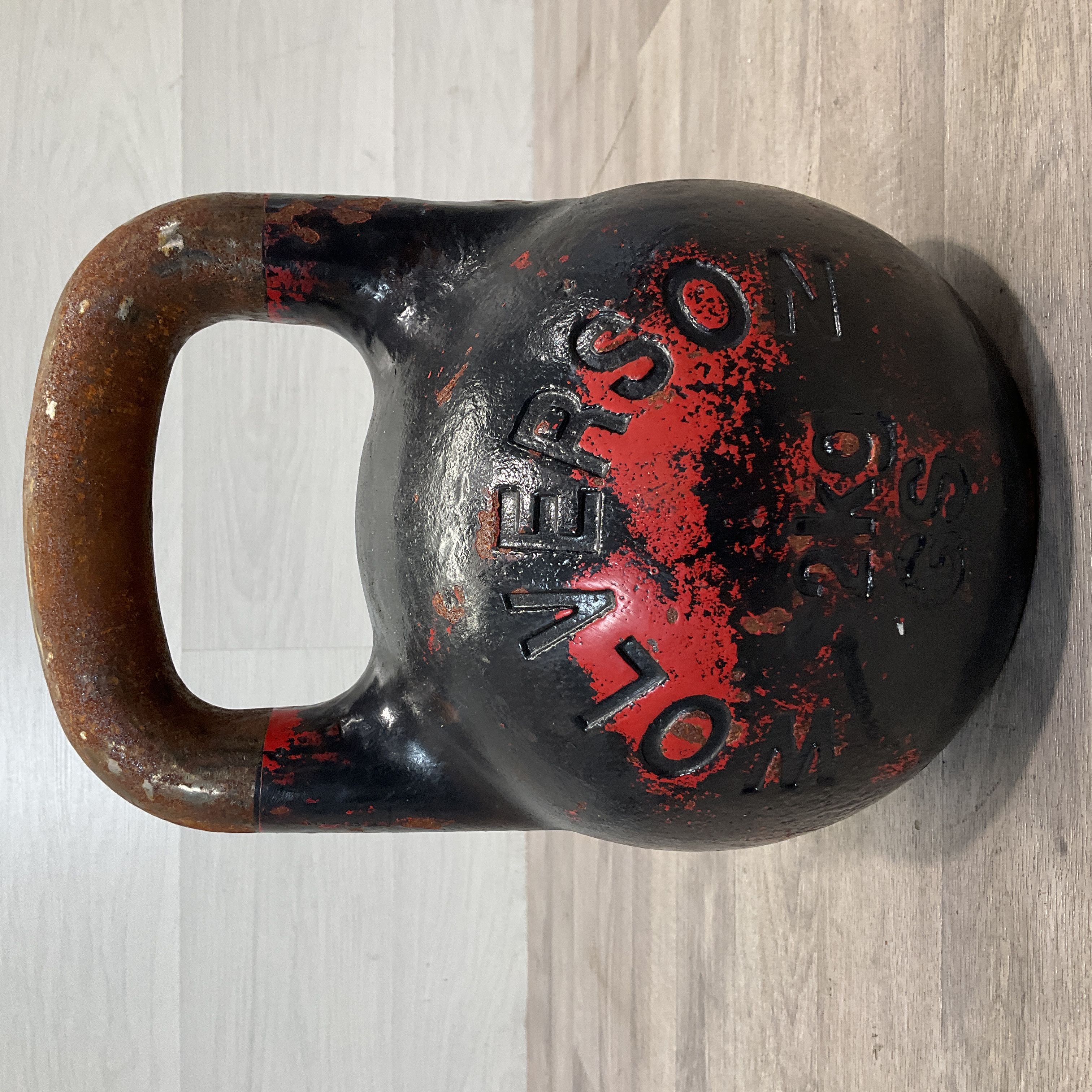 * Wolverson GS Competition 32kg Cast Iron Kettlebell