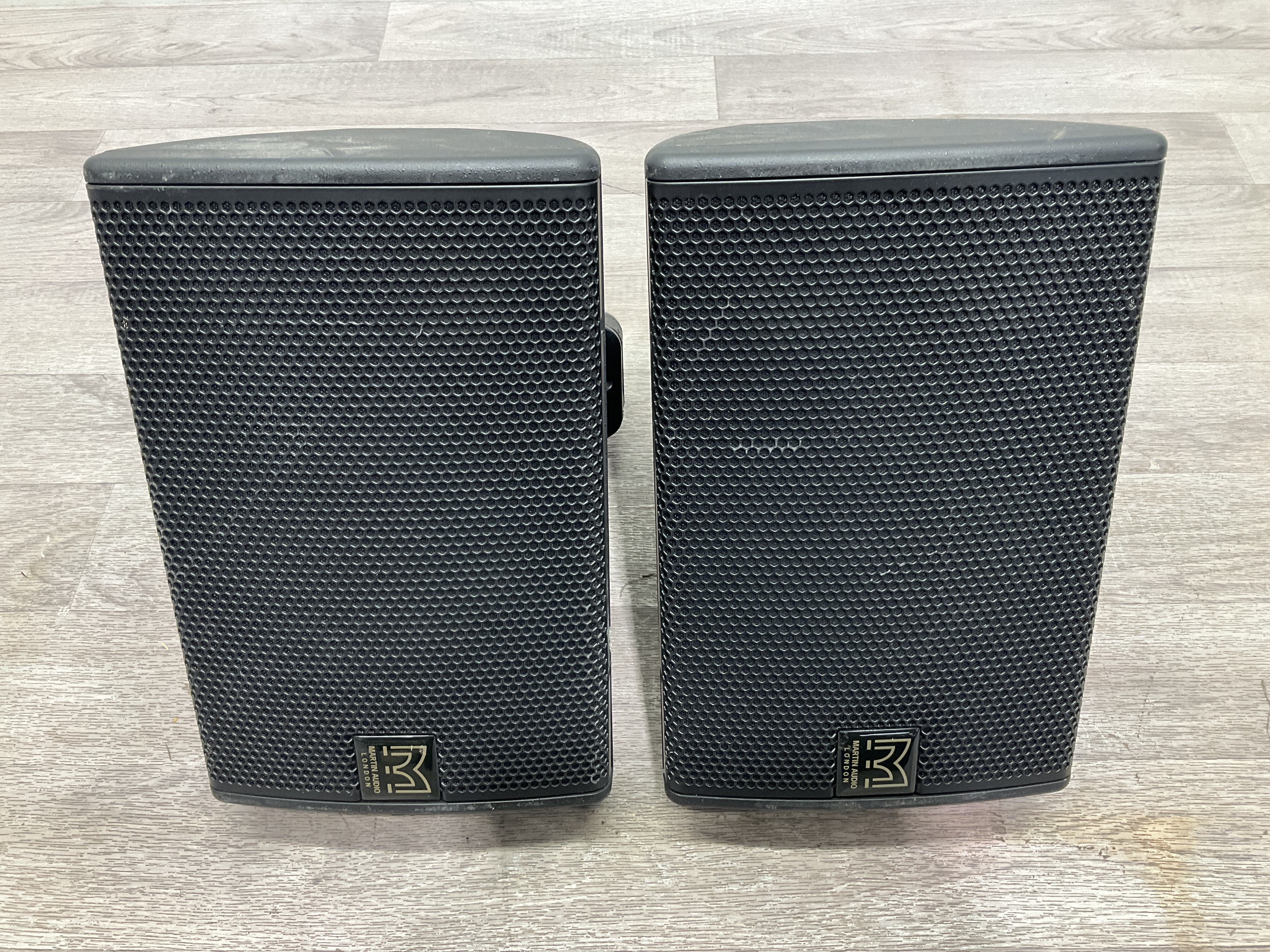 * 2- Martin Audio CDD6 Passive Coaxial Differential Dispersion Speakers in Black
