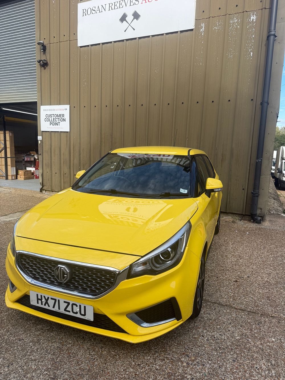 Lot 1: 2021 MG MG3 Exclusive Nav VTi-tech 5-Door Hatchback in Yellow, No former registered keepers, only 39k BANKRUPTCY BY ORDER OF THE OFFICIAL RECEIVER