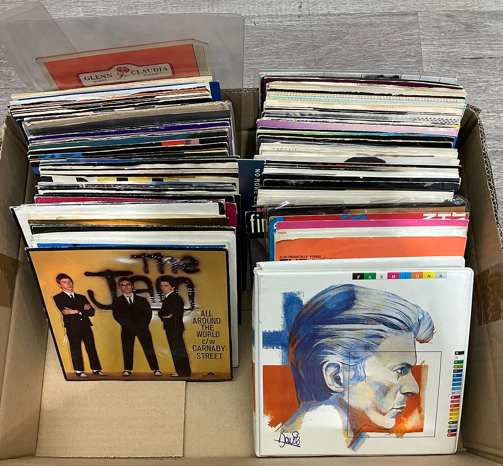 Lot 33: * A Carton Containing A Collection of Assorted New Wave, Post-Punk & Mod Revival 7 Inch Singles including David Bowie Fashions
