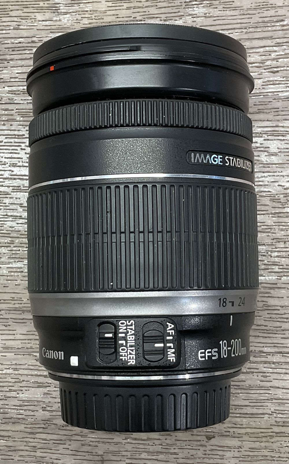 Lot 74: * Canon EF-S 18-200mm f/3.5-5.6 IS Lens