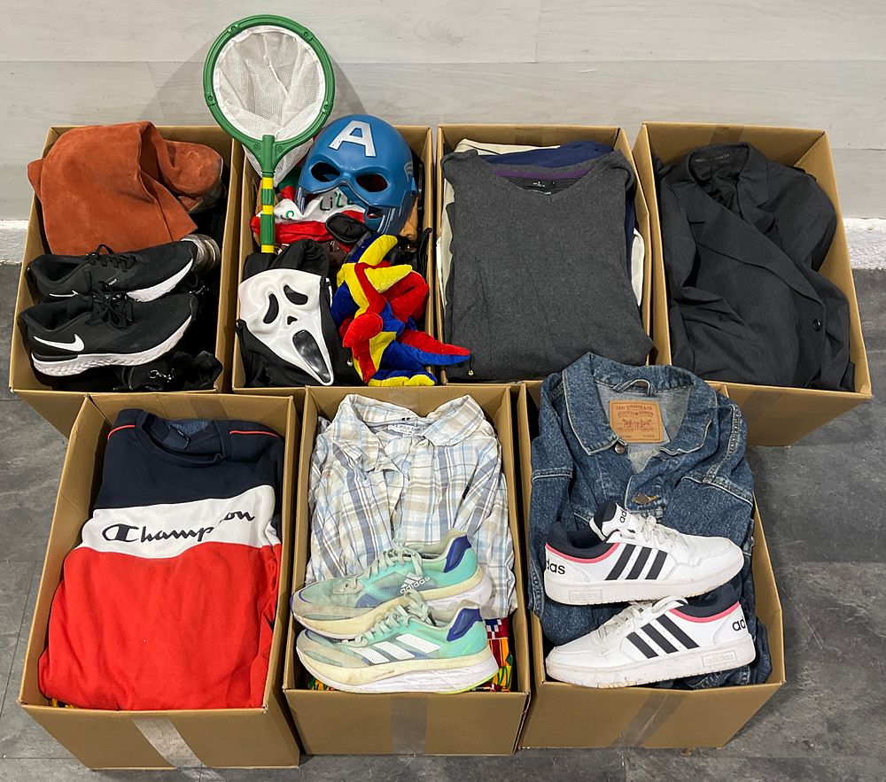 Lot 91: * 7 Cartons Containing Assorted Clothing and Footwear including Levi Strauss & Co and Adidas