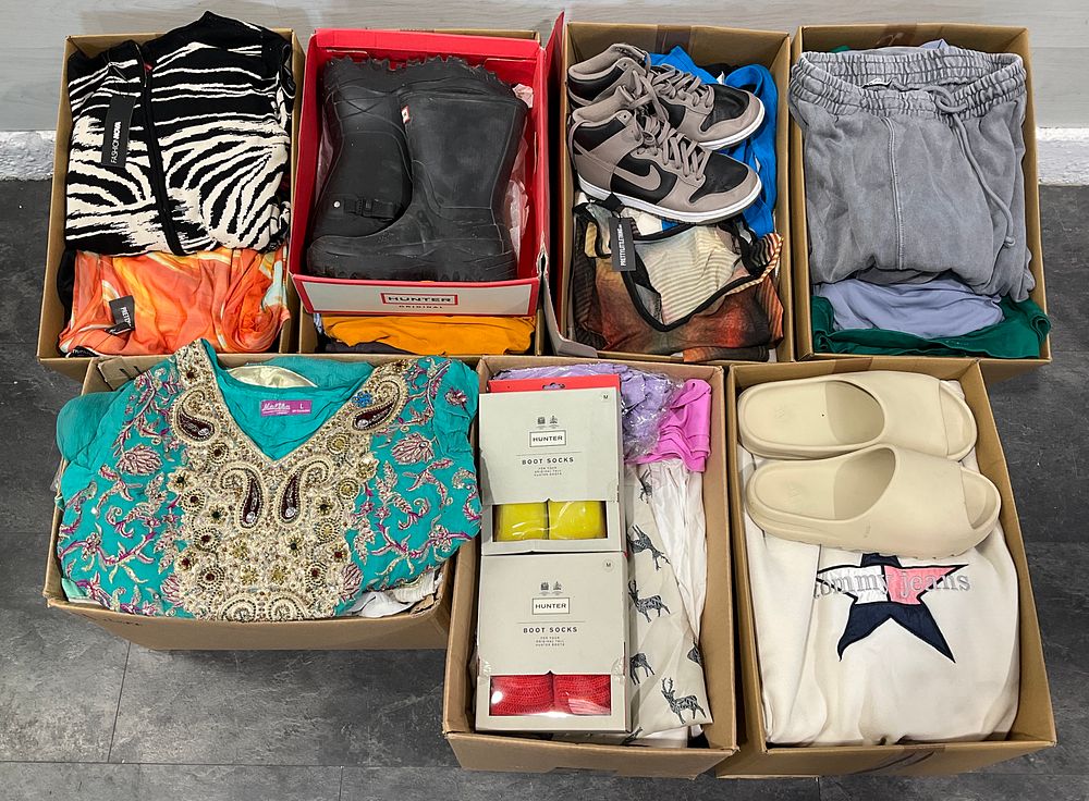 Lot 117: * 7 Cartons Containing Assorted Clothing and Footwear