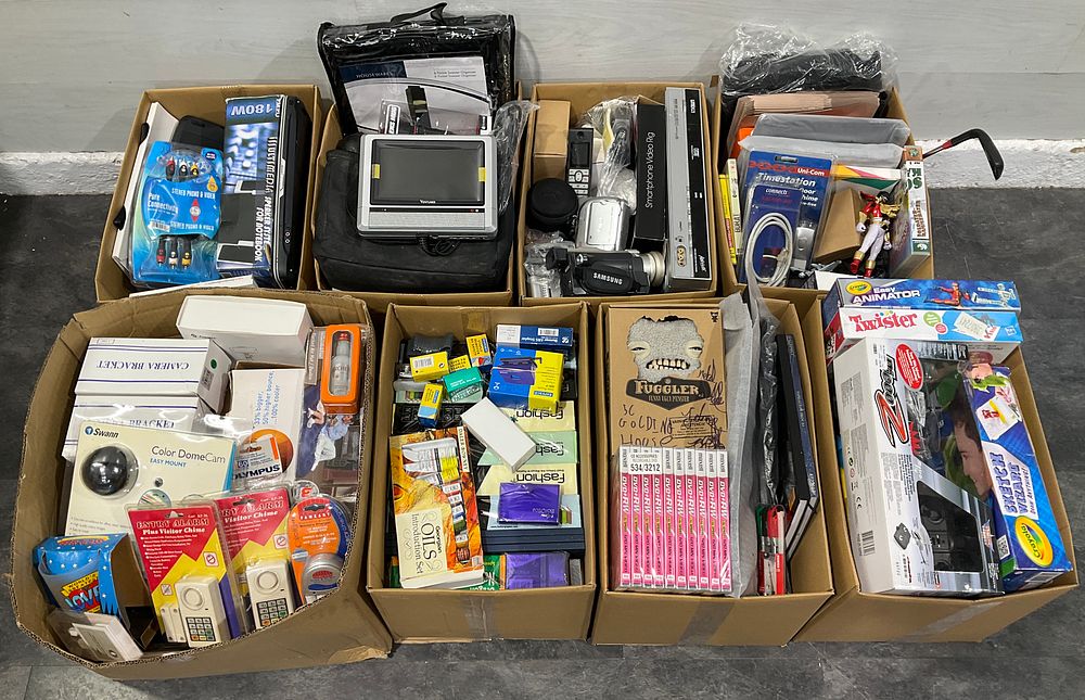 Lot 123: * 8 Cartons Containing An Assortment of Household Goods including Samsung and Canon Camcorders