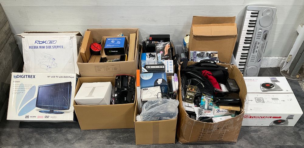 Lot 126: * 5 Cartons and a Crate Containing Assorted Household Goods including Ion ITTUSB Turntable and Reebok 302/5903D Stepper
