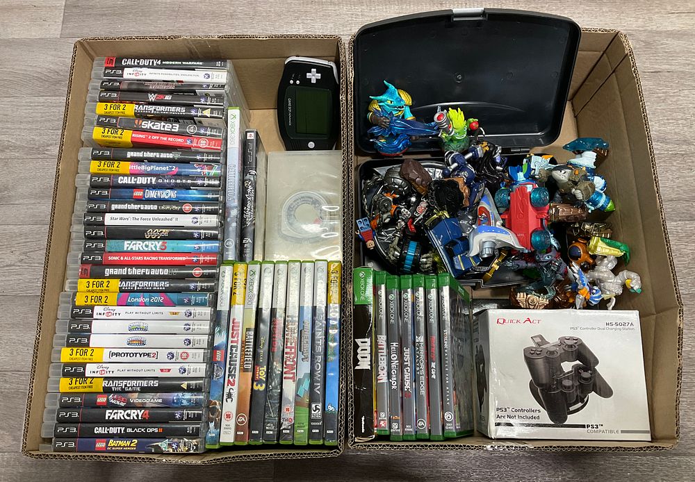 Lot 131: * 2 Cartons Containing An Assortment of Video Gaming Hardware & Software including Nintendo Game Boy Advance