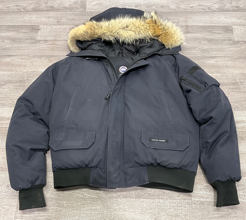 Lot 8: Canada Goose 7950M Chilliwack Bomber Down Jacket - BY ORDER OF THE OFFICIAL RECEIVER